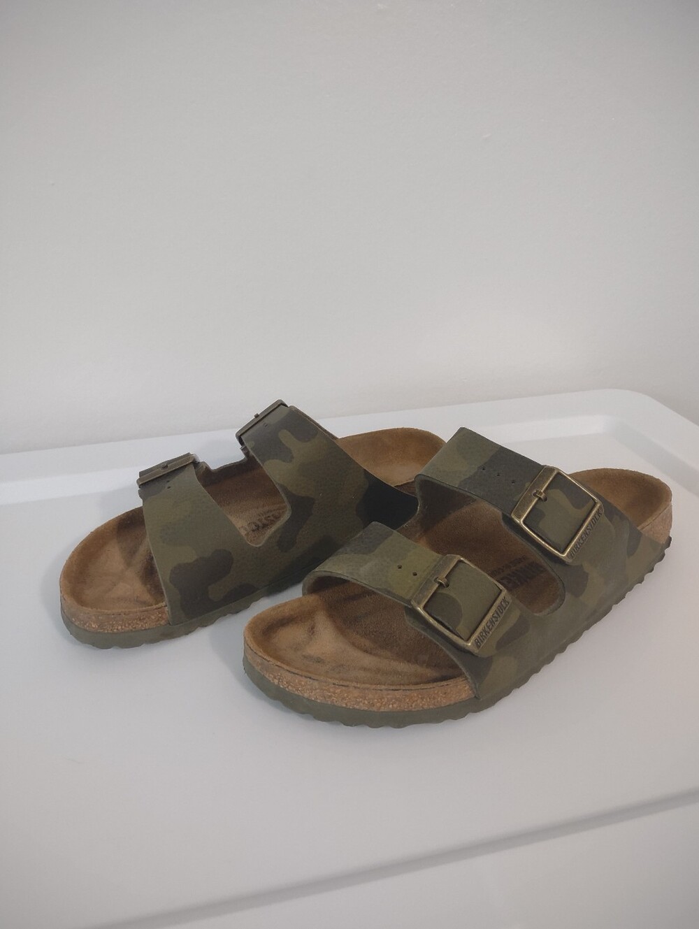 Birkenstock Women's Arizona Sandals Green Camo Sz 38 Narrow Fit - Picture 6 of 7